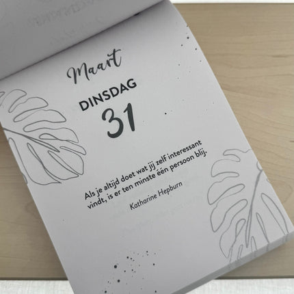 Nieuwjaar •Cadeaupakket Dames• Scheurkalender Mooie Spreuken