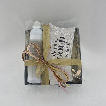 Moederdag •Cadeaupakket Mama• Sen & Zo Jij bent goud waard• armband