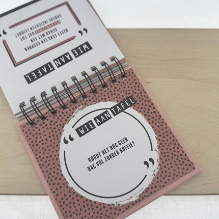 Kerst •Cadeaupakket Dames• Wie aan Tafel Vriendinnen Borrelpakket