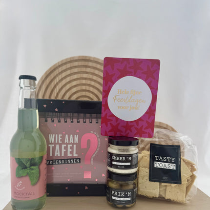 Kerst •Cadeaupakket Dames• Wie aan Tafel Vriendinnen Borrelpakket