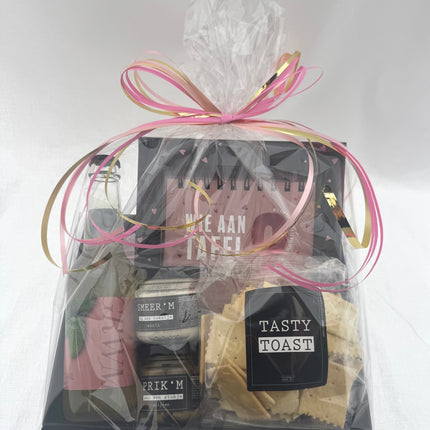 Kadootje •Cadeaupakket Dames• Wie aan Tafel Vriendinnen Borrelpakket