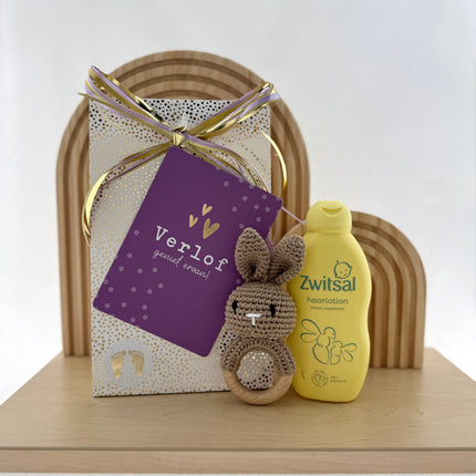 Baby Verlof •Cadeaupakket Neutraal• Zwitsal Rammelaar Konijn