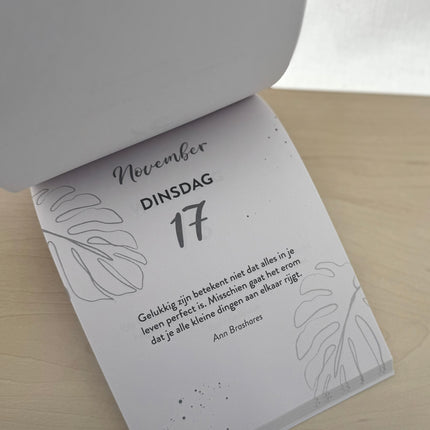 Nieuwjaar •Cadeaupakket Dames• Scheurkalender Mooie Spreuken